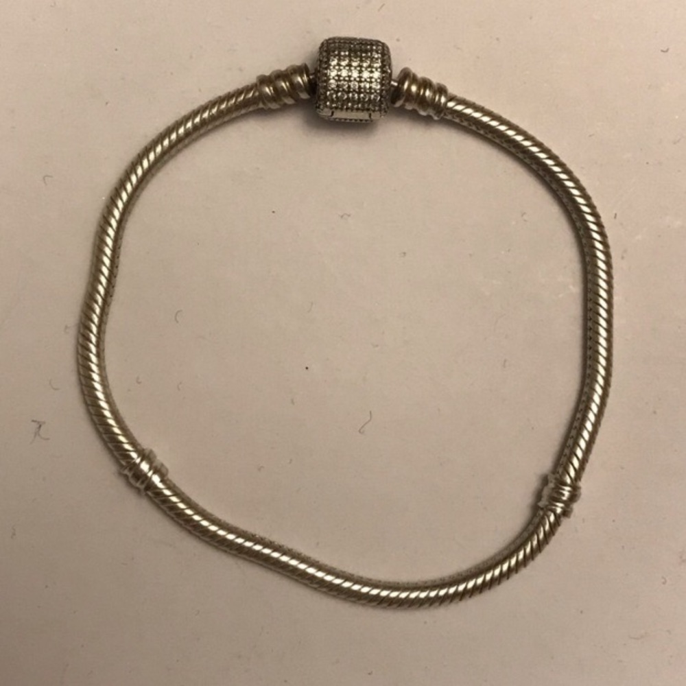 Pandora sparkley clasp 7.1 Bracelet